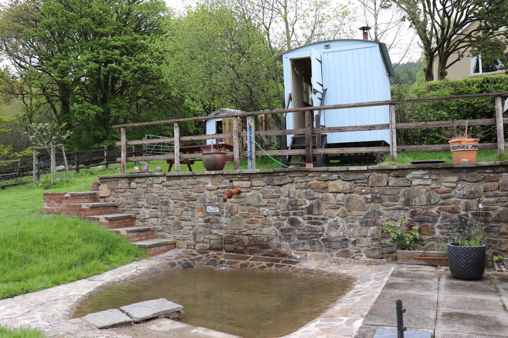 Tunnel Cottages At Blaen-Nant-Y-Groes Farm Aberdare Rum bild